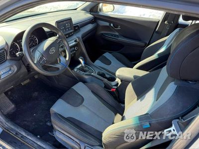 Piąte zdjęcie samochodu w środku: 2019 HYUNDAI VELOSTER 2.0L VIN:KMHTG6AFXKU011433 - miniatura