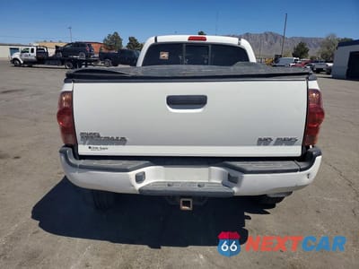 Zdjęcie 6 z 12 samochodu: 2008 TOYOTA TACOMA V6 VIN:3TMMU52N38M006007 - miniatura