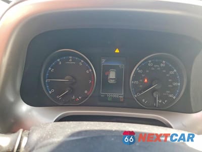 Zdjęcie 9 z 13 samochodu: 2018 TOYOTA RAV4 LE VIN:JTMZFREV3JJ153689 - miniatura