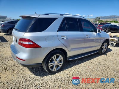 Trzecie zdjęcie samochodu z tyłu: 2014 MERCEDES-BENZ ML 350 VIN:4JGDA5JBXEA275447 - miniatura