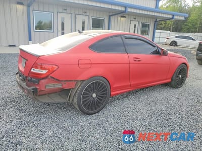 Trzecie zdjęcie samochodu z tyłu: 2012 MERCEDES-BENZ C 250 VIN:WDDGJ4HB8CF799140 - miniatura