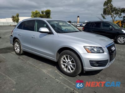 Czwarte zdjęcie samochodu z boku: 2010 AUDI Q5 PREMIUM PLUS VIN:WA1LKAFP8AA099710 - miniatura