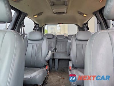 Zdjęcie 10 z 13 samochodu: 2005 DODGE GRAND CARAVAN SXT VIN:2D8GP44L45R160242 - miniatura