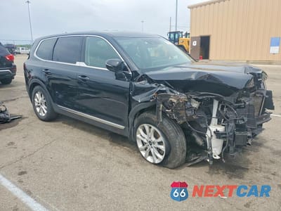 Czwarte zdjęcie samochodu z boku: 2020 KIA TELLURIDE LX VIN:5XYP2DHC1LG041802 - miniatura