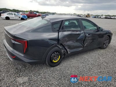 Trzecie zdjęcie samochodu z tyłu: 2025 KIA K4 LXS VIN:3KPFT4DE2SE029735 - miniatura