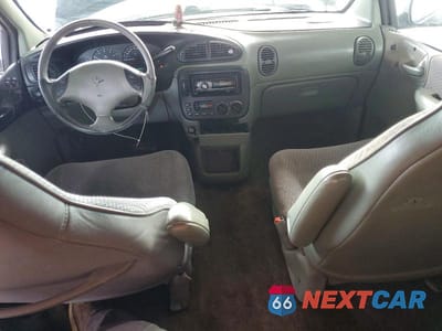 Zdjęcie 8 z 13 samochodu: 1999 DODGE GRAND CARAVAN SE VIN:2B4GP44R6XR215079 - miniatura
