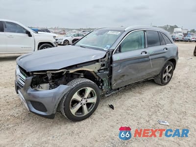 2017 MERCEDES-BENZ GLC 300 WDC0G4JB4HF192626 - główne zdjęcie licytacji z USA - miniatura