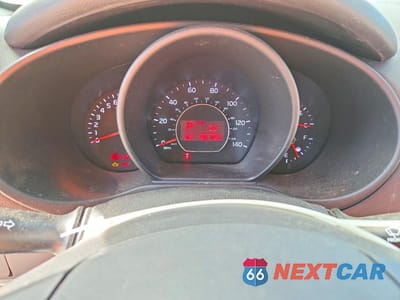 Zdjęcie 9 z 11 samochodu: 2019 KIA SOUL BASE VIN:KNDJN2A25K7918712 - miniatura