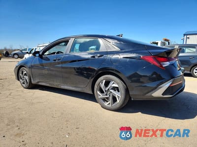 Drugie zdjęcie samochodu z przodu: 2025 HYUNDAI ELANTRA SEL SPORT VIN:KMHLM4DG9SU887850 - miniatura