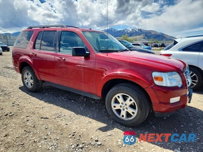 Czwarte zdjęcie samochodu z boku: 2010 FORD EXPLORER XLT VIN:1FMEU7DE4AUA68056 - miniatura