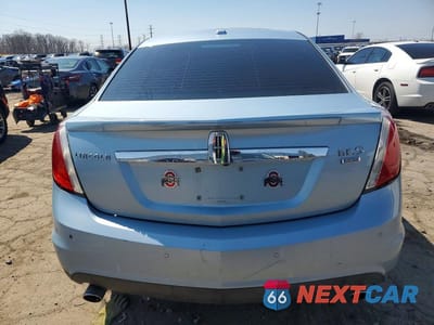 Zdjęcie 6 z 12 samochodu: 2009 LINCOLN MKS VIN:1LNHM94R89G615321 - miniatura