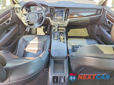 Zdjęcie 8 z 12 samochodu: 2019 VOLVO S90 T5 MOMENTUM VIN:LVY102AK8KP106313 - miniatura