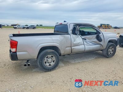 Trzecie zdjęcie samochodu z tyłu: 2017 TOYOTA TACOMA SR VIN:5TFRX5GN6HX078738 - miniatura