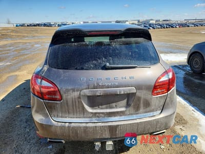 Zdjęcie 6 z 13 samochodu: 2012 PORSCHE CAYENNE VIN:WP1AA2A21CLA00796 - miniatura