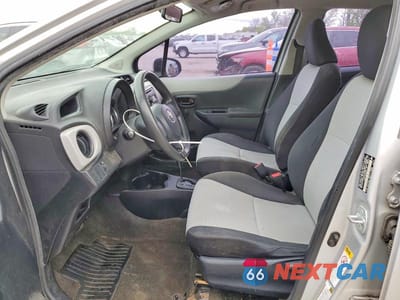 Zdjęcie 7 z 12 samochodu: 2014 TOYOTA YARIS 5-DOOR L VIN:JTDKTUD30ED591118 - miniatura