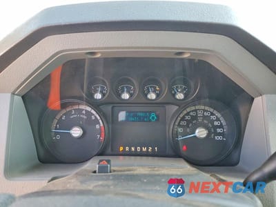 Zdjęcie 9 z 14 samochodu: 2013 FORD F350 SUPER DUTY UTILITY / SERVICE TRUCK VIN:1FDRF3A64DEB92697 - miniatura