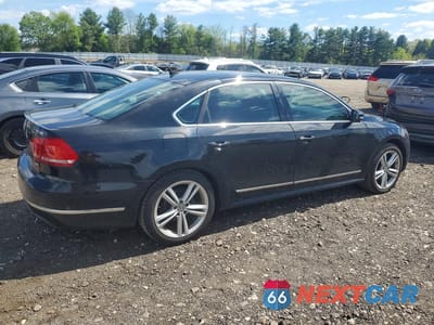 Trzecie zdjęcie samochodu z tyłu: 2015 VOLKSWAGEN PASSAT SEL VIN:1VWCS7A39FC056418 - miniatura