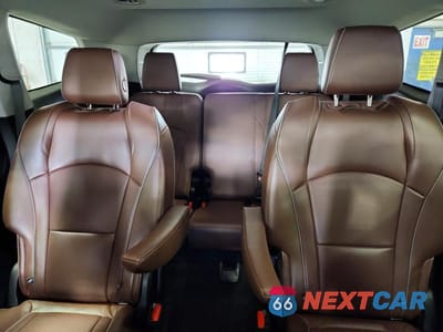 Zdjęcie 10 z 13 samochodu: 2018 BUICK ENCLAVE AVENIR VIN:5GAEVCKW7JJ197918 - miniatura