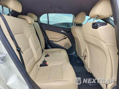 Zdjęcie 10 z 12 samochodu: 2016 MERCEDES-BENZ GLA 250 VIN:WDCTG4EB8GJ214601 - miniatura