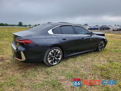 Trzecie zdjęcie samochodu z tyłu: 2025 BMW 540 XI VIN:WBA63FJ09SCU20499 - miniatura
