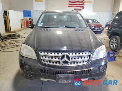 Piąte zdjęcie samochodu w środku: 2008 MERCEDES-BENZ ML 350 VIN:4JGBB86E58A297062 - miniatura
