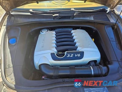 Zdjęcie 7 z 10 samochodu: 2005 PORSCHE CAYENNE VIN:WP1AA29P85LA25570 - miniatura