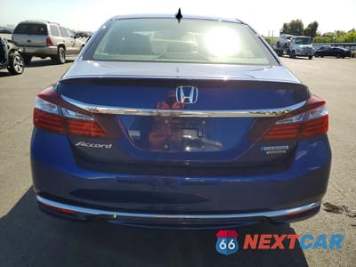 Zdjęcie 6 z 12 samochodu: 2017 HONDA ACCORD TOURING HYBRID VIN:JHMCR6F70HC005685 - miniatura