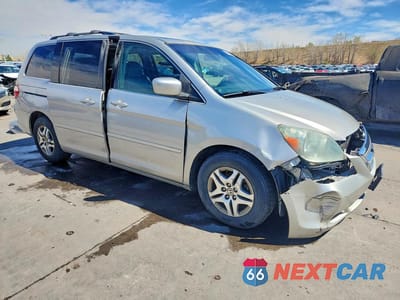 Czwarte zdjęcie samochodu z boku: 2006 HONDA ODYSSEY EXL VIN:5FNRL38606B417724 - miniatura