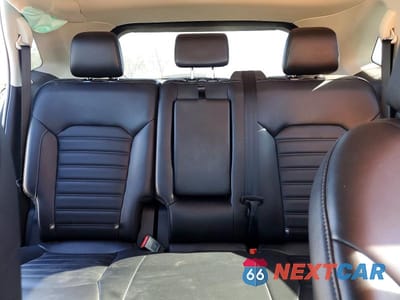 Zdjęcie 10 z 14 samochodu: 2024 FORD EDGE SEL VIN:2FMPK4J93RBA72167 - miniatura