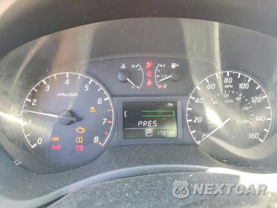Zdjęcie 9 z 12 samochodu: 2014 NISSAN SENTRA S VIN:3N1AB7AP0EL680241 - miniatura