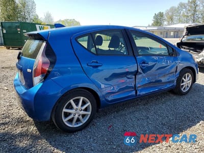 Trzecie zdjęcie samochodu z tyłu: 2015 TOYOTA PRIUS C THREE VIN:JTDKDTB37F1088988 - miniatura