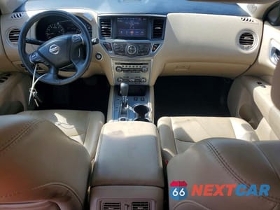 Zdjęcie 8 z 13 samochodu: 2017 NISSAN PATHFINDER SL VIN:5N1DR2MMXHC605858 - miniatura