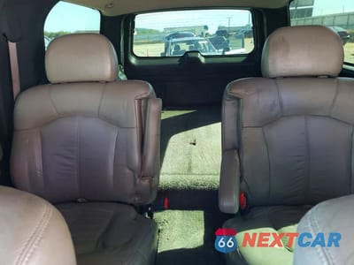 Zdjęcie 10 z 13 samochodu: 2002 CHEVROLET SUBURBAN K1500 VIN:3GNFK16Z22G335833 - miniatura
