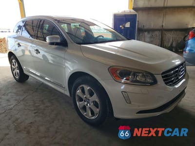 Czwarte zdjęcie samochodu z boku: 2015 VOLVO XC60 T6 PLATINUM VIN:YV449MDMXF2692466 - miniatura