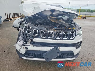 Piąte zdjęcie samochodu w środku: 2025 JEEP COMPASS LIMITED VIN:3C4NJDCN9ST621583 - miniatura