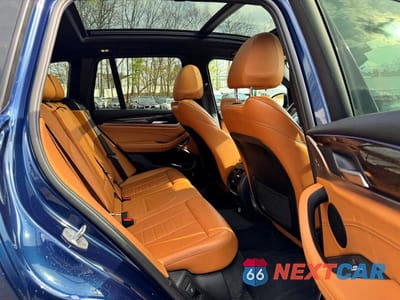 Zdjęcie 10 z 13 samochodu: 2019 BMW X3 XDRIVE30I VIN:5UXTR9C53KLD98354 - miniatura