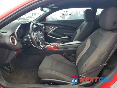 Zdjęcie 7 z 12 samochodu: 2018 CHEVROLET CAMARO LT VIN:1G1FB1RX2J0101495 - miniatura