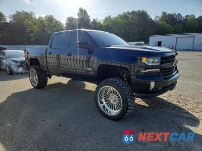 Czwarte zdjęcie samochodu z boku: 2017 CHEVROLET SILVERADO K1500 LTZ VIN:3GCUKSEJ3HG383688 - miniatura