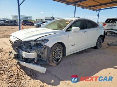 2017 FORD FUSION TITANIUM HEV 3FA6P0RU0HR301882 - główne zdjęcie licytacji z USA - miniatura