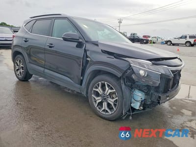 Czwarte zdjęcie samochodu z boku: 2022 KIA SELTOS EX VIN:KNDERCAA5N7286611 - miniatura