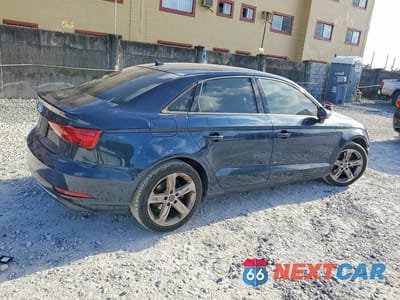 Trzecie zdjęcie samochodu z tyłu: 2018 AUDI A3 PREMIUM VIN:WAUAUGFF4J1027644 - miniatura