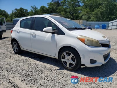 Czwarte zdjęcie samochodu z boku: 2012 TOYOTA YARIS 5-DOOR LE VIN:JTDKTUD3XCD505830 - miniatura