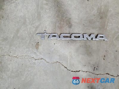 Zdjęcie 12 z 13 samochodu: 2005 TOYOTA TACOMA PRERUNNER ACCESS CAB VIN:5TETU62N95Z076787 - miniatura
