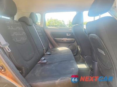 Zdjęcie 10 z 12 samochodu: 2012 KIA SOUL + VIN:KNDJT2A64C7408894 - miniatura