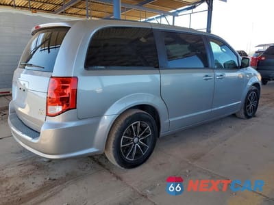 Trzecie zdjęcie samochodu z tyłu: 2018 DODGE GRAND CARAVAN GT VIN:2C4RDGEG9JR242268 - miniatura