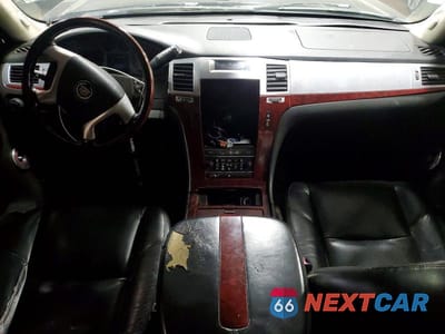 Zdjęcie 8 z 12 samochodu: 2008 CADILLAC ESCALADE LUXURY VIN:1GYFK63818R130993 - miniatura