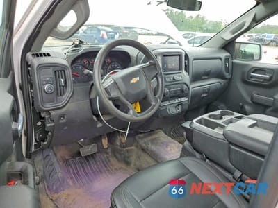 Zdjęcie 8 z 11 samochodu: 2021 CHEVROLET SILVERADO C1500 VIN:3GCNWAEH7MG243377 - miniatura