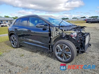 Czwarte zdjęcie samochodu z boku: 2024 AUDI Q4 E-TRON PREMIUM VIN:WA1K2BFZ5RP026368 - miniatura