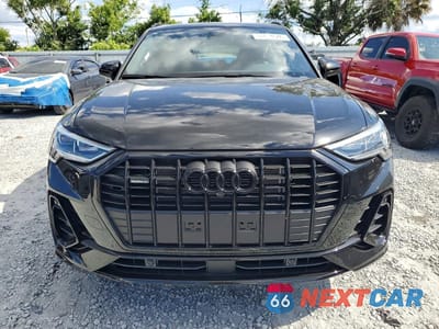 Piąte zdjęcie samochodu w środku: 2025 AUDI Q3 PREMIUM PLUS S LINE 45 VIN:WA1EECF3XS1107607 - miniatura