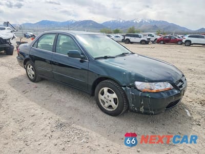 Czwarte zdjęcie samochodu z boku: 2000 HONDA ACCORD EX VIN:JHMCG5664YC009195 - miniatura